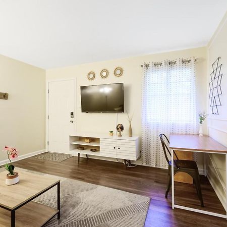 Dapper Digs - King Bed - Long Term Stays - Duke Durham Exterior foto